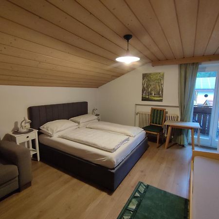 Garni Hattlerhof B&B Brunico Zewnętrze zdjęcie