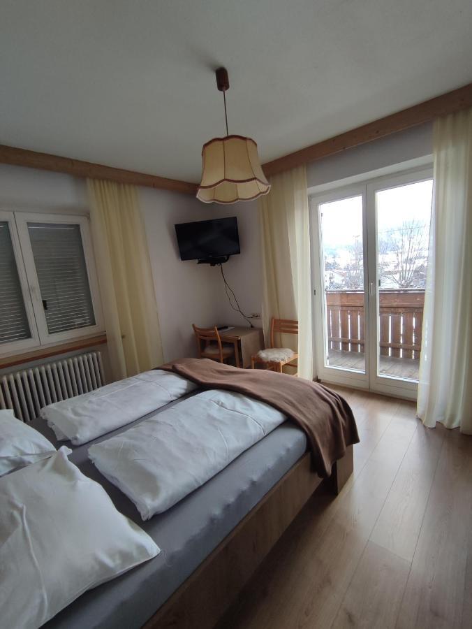 Garni Hattlerhof B&B Brunico Zewnętrze zdjęcie
