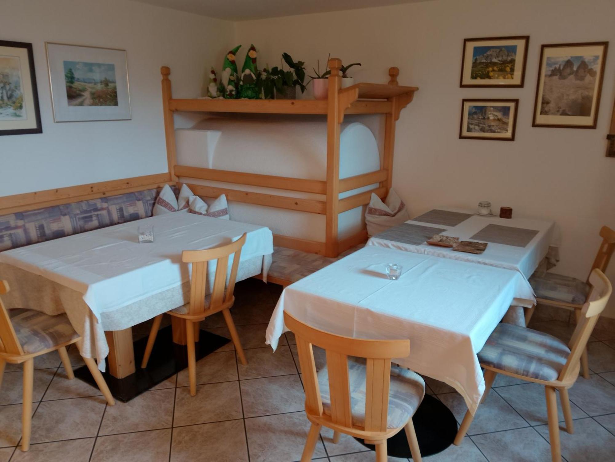 Garni Hattlerhof B&B Brunico Zewnętrze zdjęcie