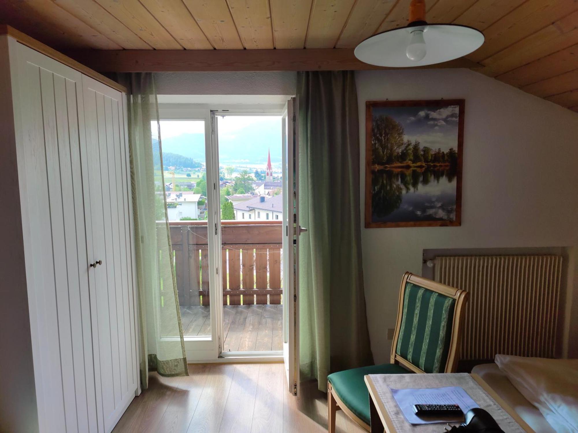 Garni Hattlerhof B&B Brunico Zewnętrze zdjęcie