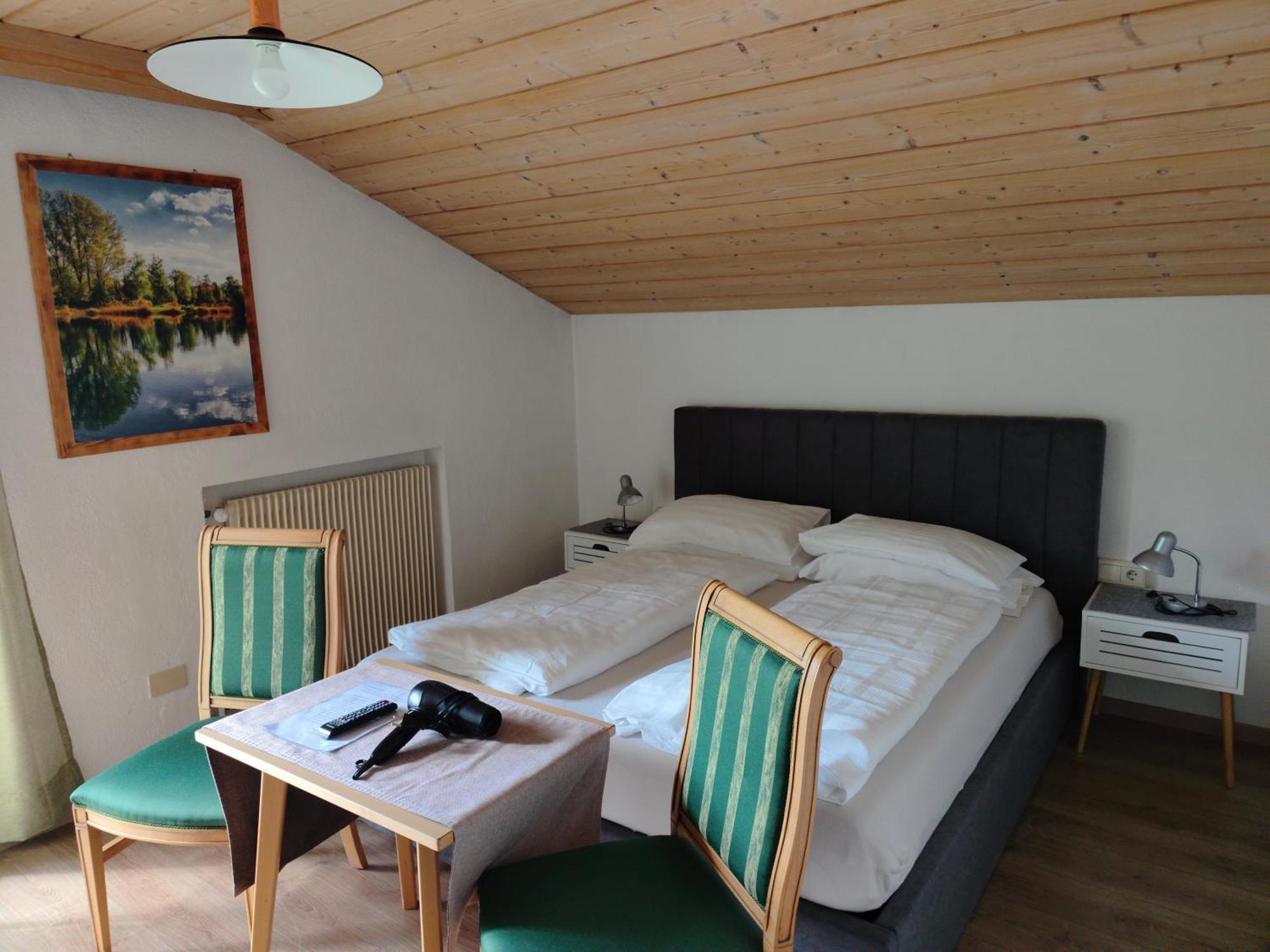Garni Hattlerhof B&B Brunico Zewnętrze zdjęcie