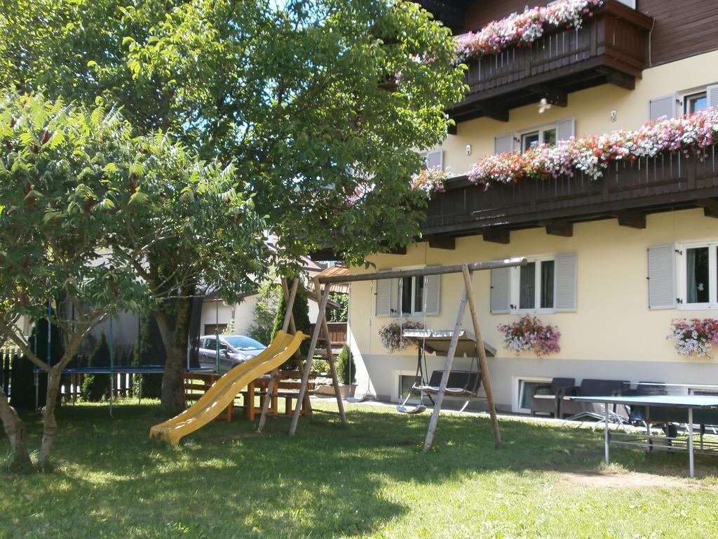 Garni Hattlerhof B&B Brunico Zewnętrze zdjęcie